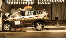 NCAP 2015 Honda CR-V front crash test photo