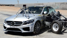 2016 Mercedes-Benz C-Class Hybrid Side Crash Test