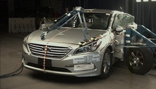 NCAP 2017 Hyundai Sonata side crash test photo