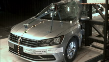 2017 Volkswagen Passat Side Pole Crash Test