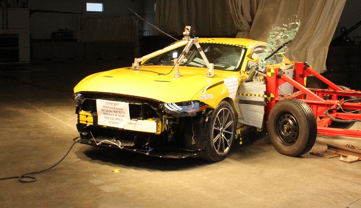 2018 Ford Mustang Coupe Side Crash Test