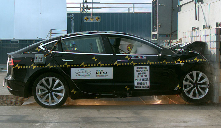 NCAP 2018 Tesla Model 3 front crash test photo