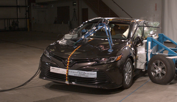 2020 Toyota Camry Side Crash Test