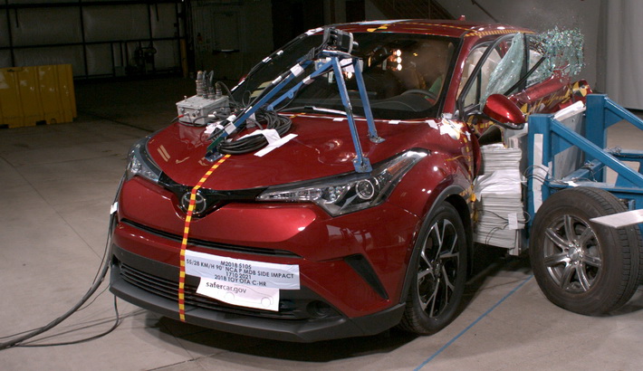 NCAP 2020 Toyota C-HR side crash test photo