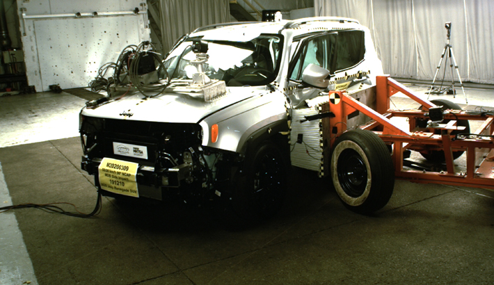 NCAP 2020 Jeep Renegade side crash test photo