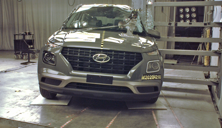 NCAP 2020 Hyundai Venue side pole crash test photo