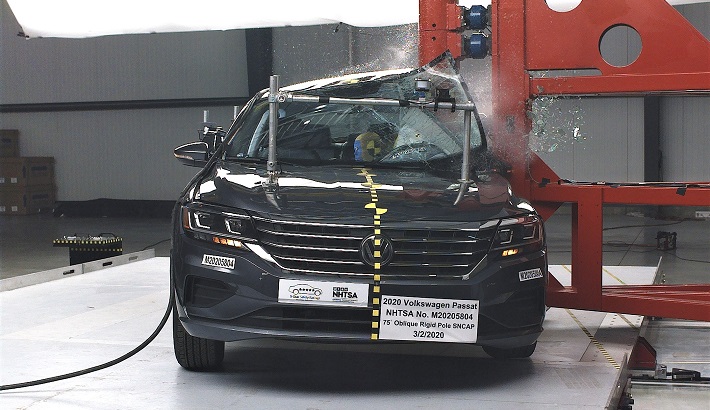2020 Volkswagen Passat Side Pole Crash Test