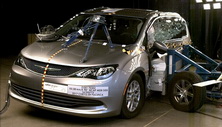 NCAP 2021 Chrysler Pacifica side crash test photo