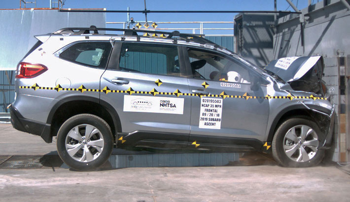 NCAP 2021 Subaru Ascent front crash test photo