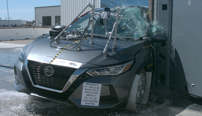 2021 Nissan Sentra 4 DR FWD Side Pole