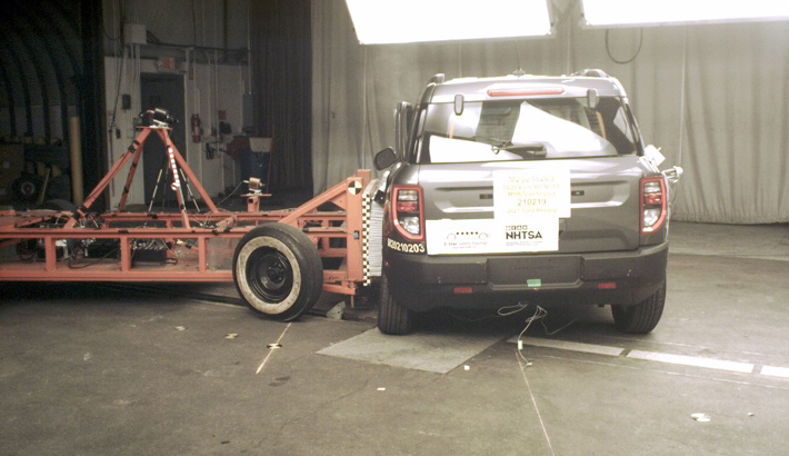 NCAP 2021 Ford Bronco side crash test photo