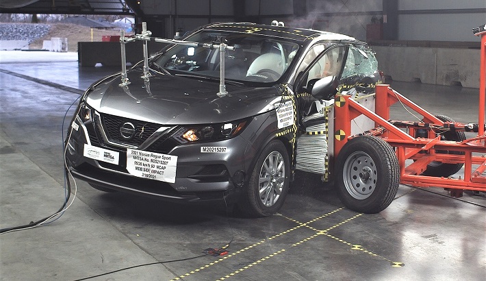 2021 Nissan Rogue Sport Side Crash Test
