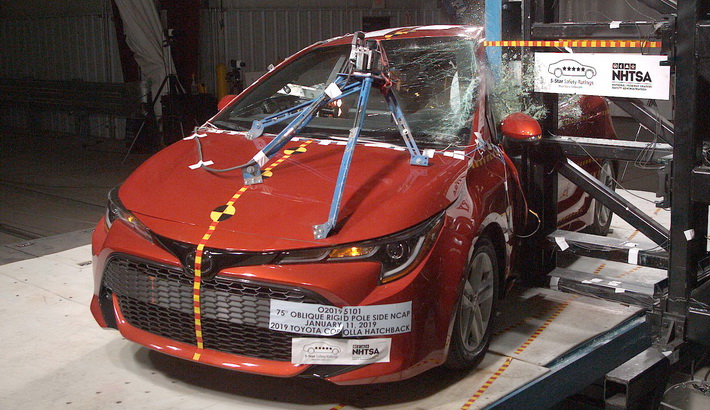 NCAP 2022 Toyota Corolla Hybrid side pole crash test photo