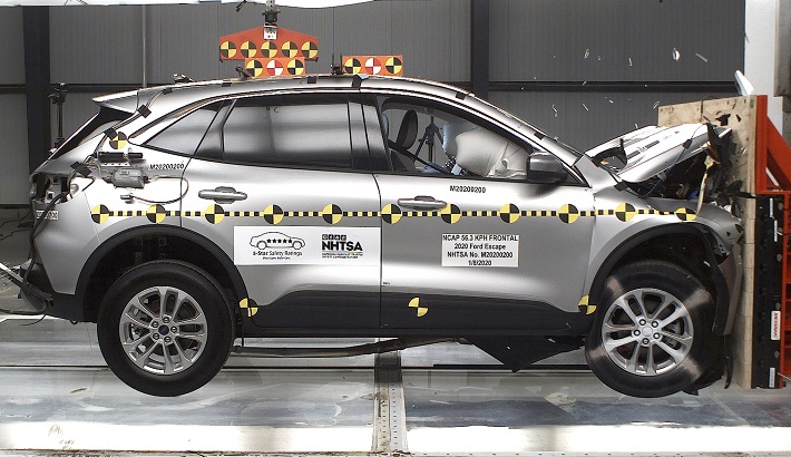 NCAP 2022 Ford Escape front crash test photo
