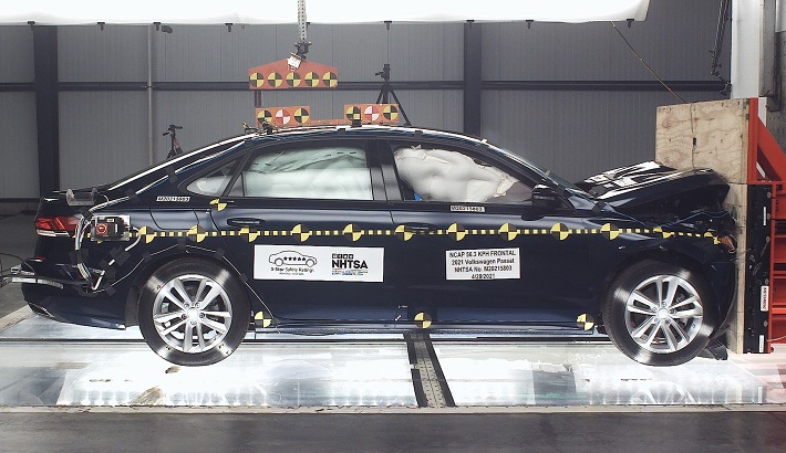 2022 Volkswagen Passat Front Crash Test