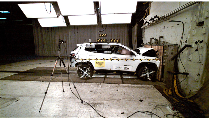 NCAP 2022 Jeep Compass front crash test photo