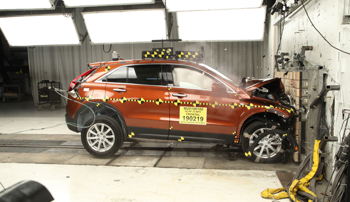 NCAP 2023 Cadillac XT4 front crash test photo