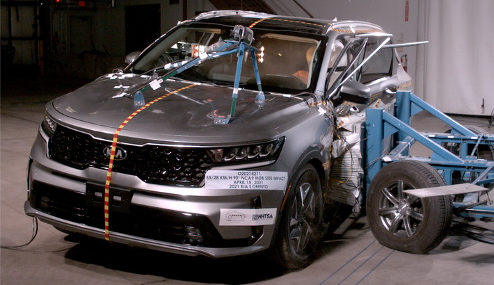 2023 Kia Sorento SUV FWD Side Crash