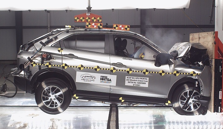 2023 Mitsubishi ECLIPSE CROSS SUV FWD Front Crash