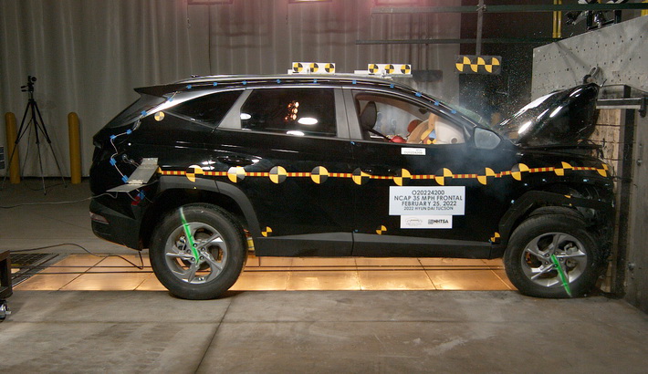 2023 Hyundai Tucson Front Crash Test