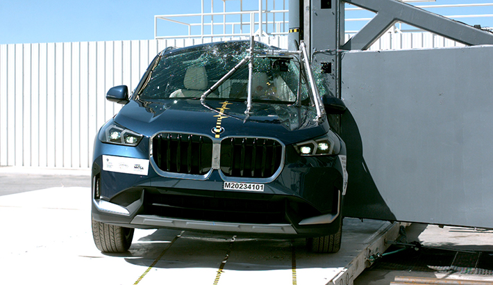 2023 BMW X1 Side Pole Crash Test