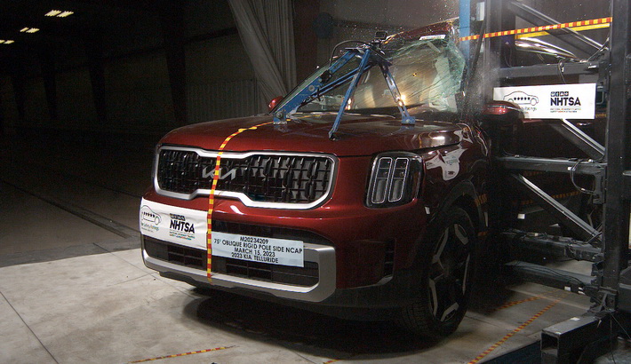 2024 Kia Telluride SUV FWD Side Pole