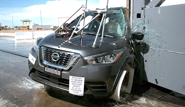 NCAP 2025 Nissan Kicks side pole crash test photo
