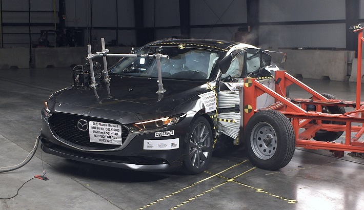 2025 Mazda Mazda3 NHTSA side crash test