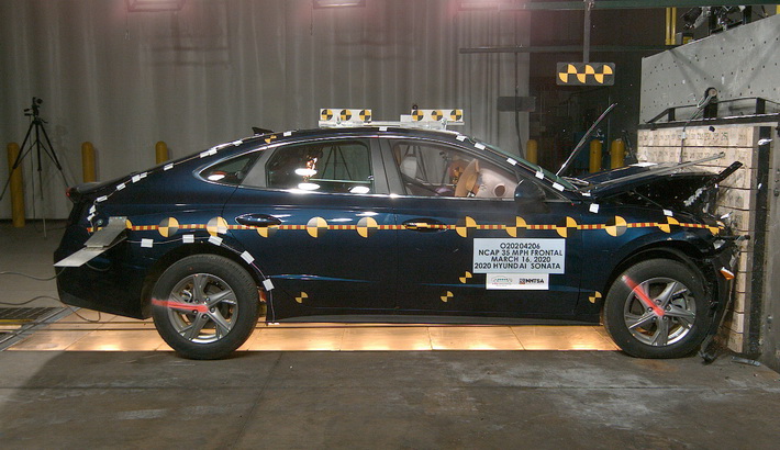 Hyundai Sonata safety ratings