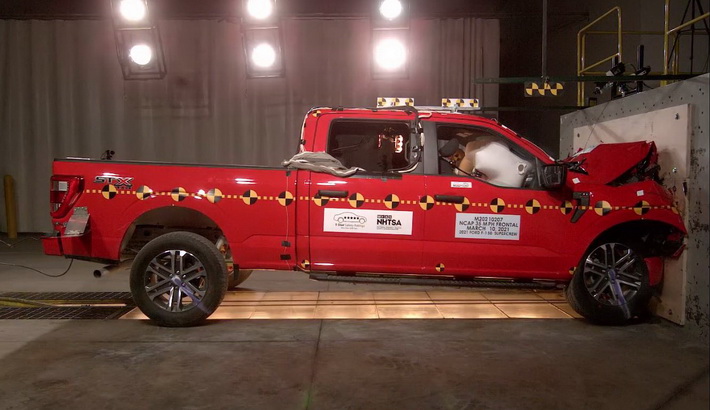 NCAP 2026 Ford F-150 front crash test photo