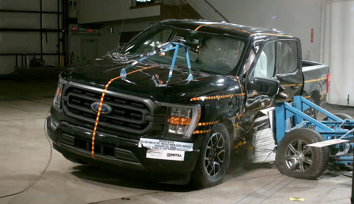 NCAP 2026 Ford F-150 side crash test photo