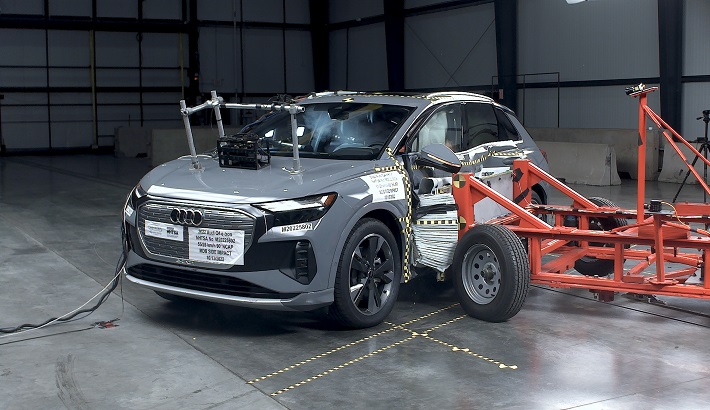 2026 Audi Q4 e-tron NHTSA side crash test