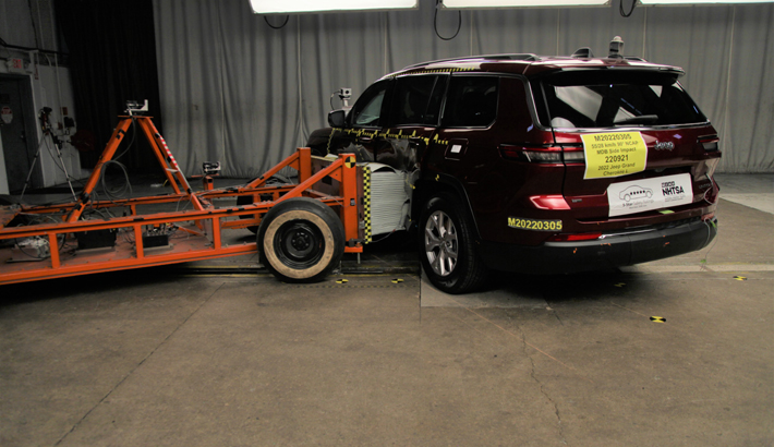 Jeep Grand Cherokee L safety ratings