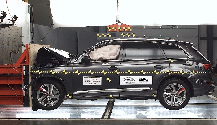 2026 Audi Q7 NHTSA frontal crash test