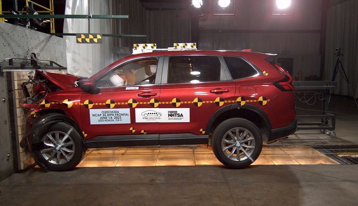 Honda CR-V safety ratings