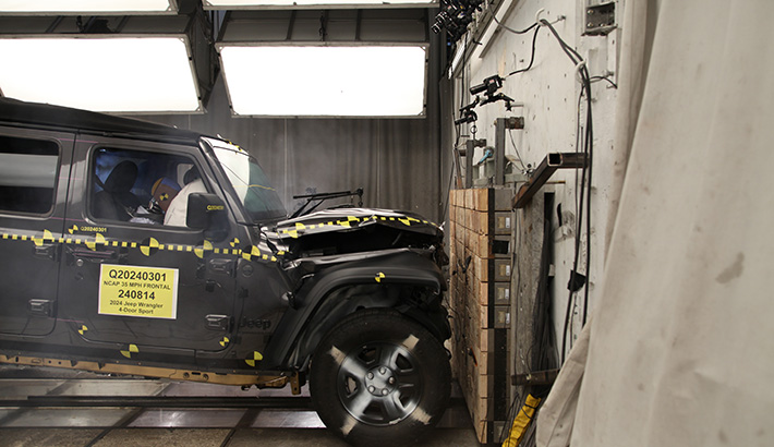 NHTSA frontal crash test of the 2026 JEEP WRANGLER 4-DOOR SUV N/A 4WD