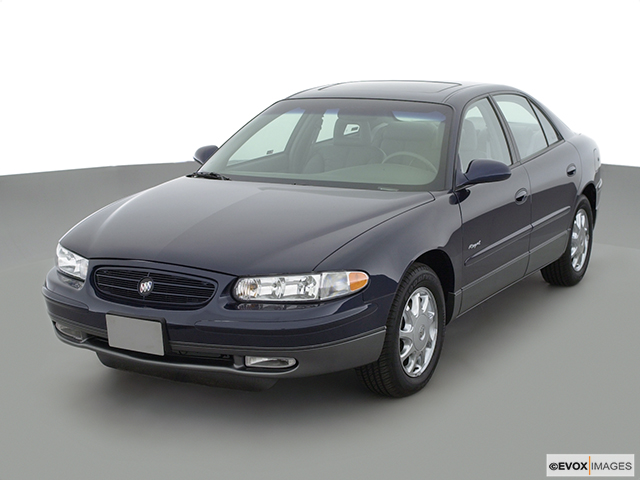 2000 Buick Regal 4-DR