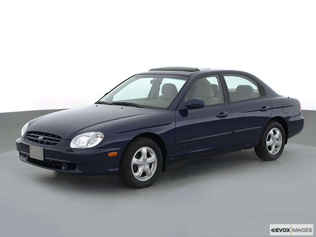 2001 Hyundai Sonata 4-DR. w/SAB