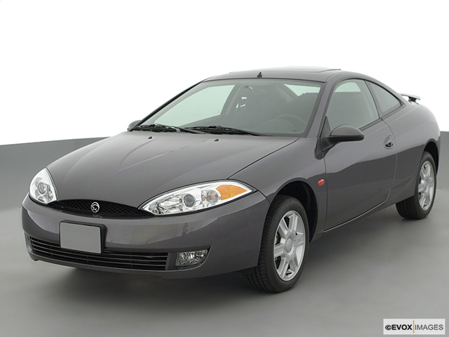 2001 Mercury Cougar 2-DR.