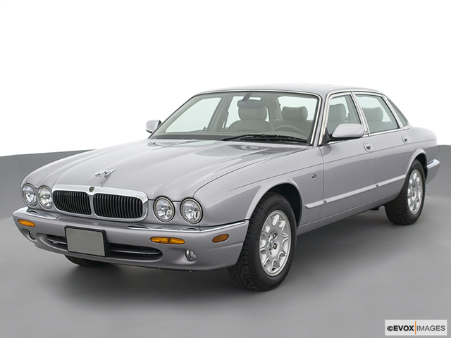 2002 Jaguar XJ Series 4-DR. w/SAB