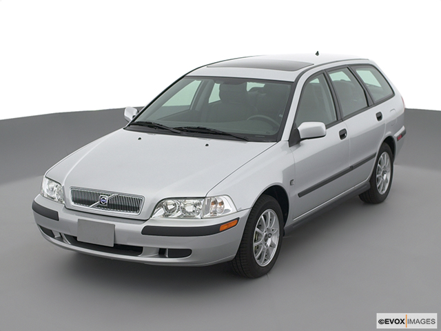 2003 Volvo V40 4-DR. w/SAB