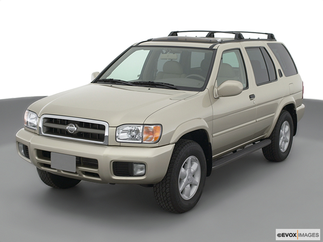 2001 Nissan Pathfinder 4-DR.