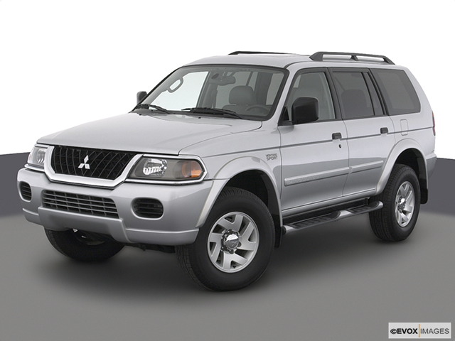 2004 Mitsubishi Montero Sport 4-DR.