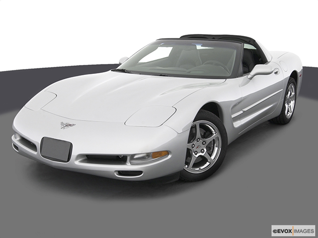 2003 Chevrolet Corvette 2-DR.