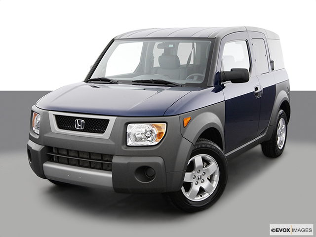 2005 Honda Element 4-DR.