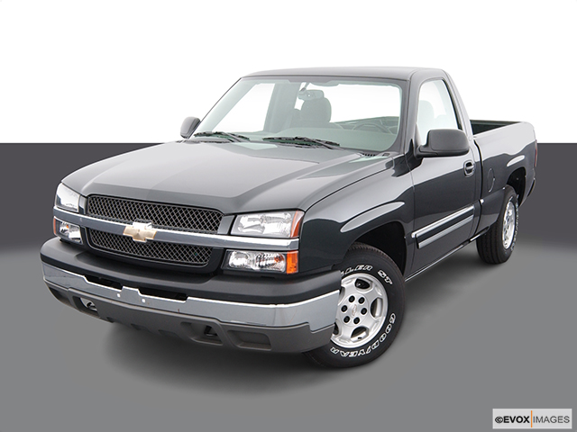 2004 Chevrolet Silverado 4-DR