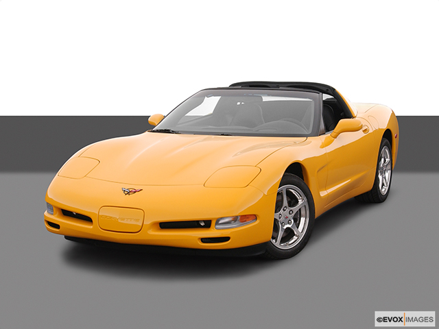 2004 Chevrolet Corvette 2-DR.