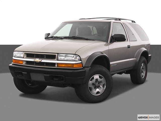 2004 Chevrolet Blazer 2-DR.