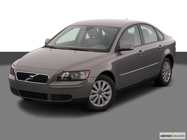 2005 Volvo S40 4-DR. w/SAB