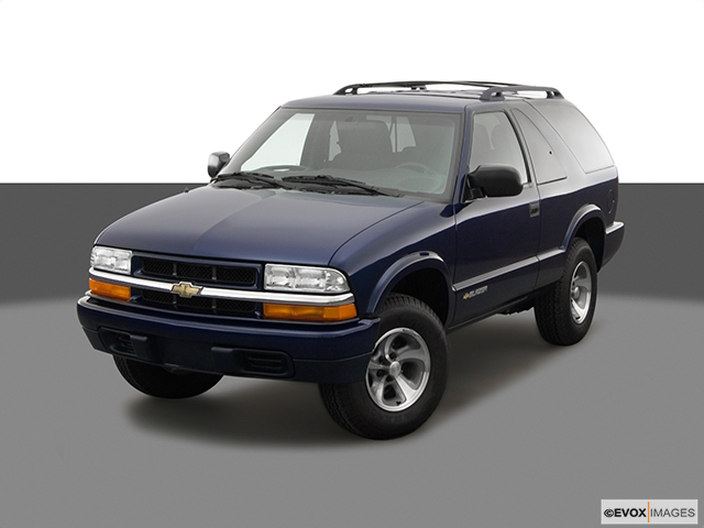 2005 Chevrolet Blazer 2-DR.